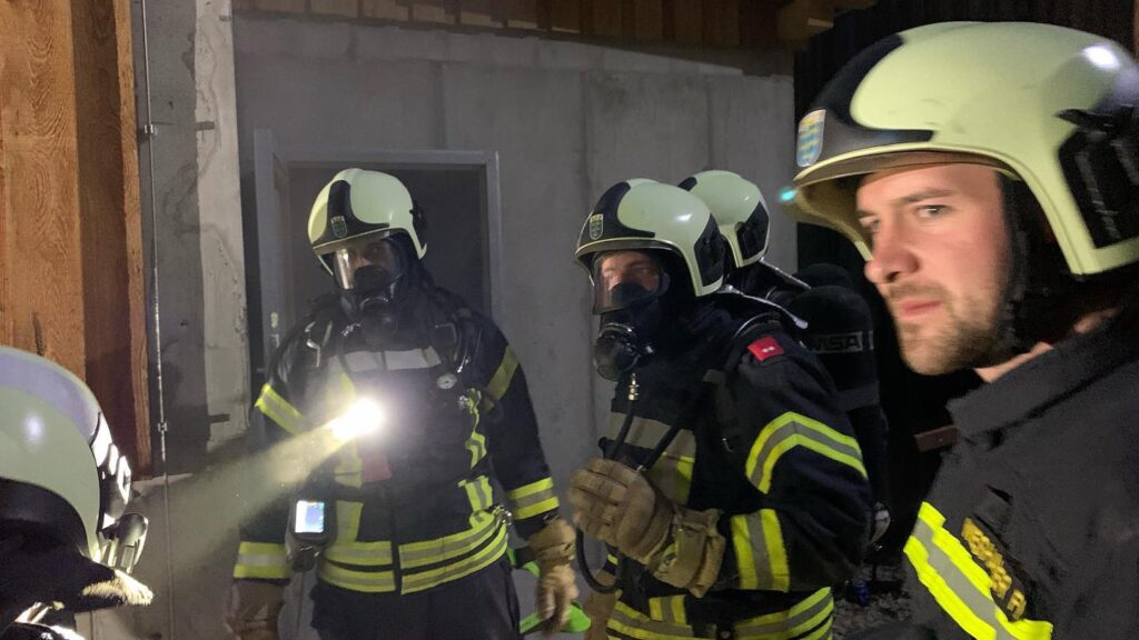 Mehr über den Artikel erfahren Übung mit der FF Weidlingbach