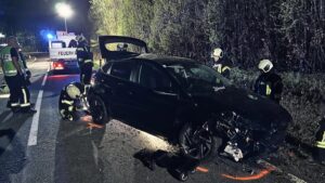 Mehr über den Artikel erfahren Fahrzeugbergung auf der L120