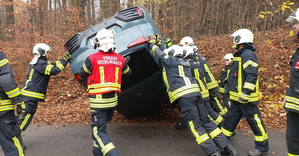 Mehr über den Artikel erfahren Menschenrettung am Steinriegl