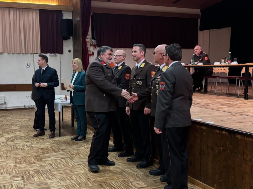 Abschnittsfeuerwehrtag mit Auszeichnung