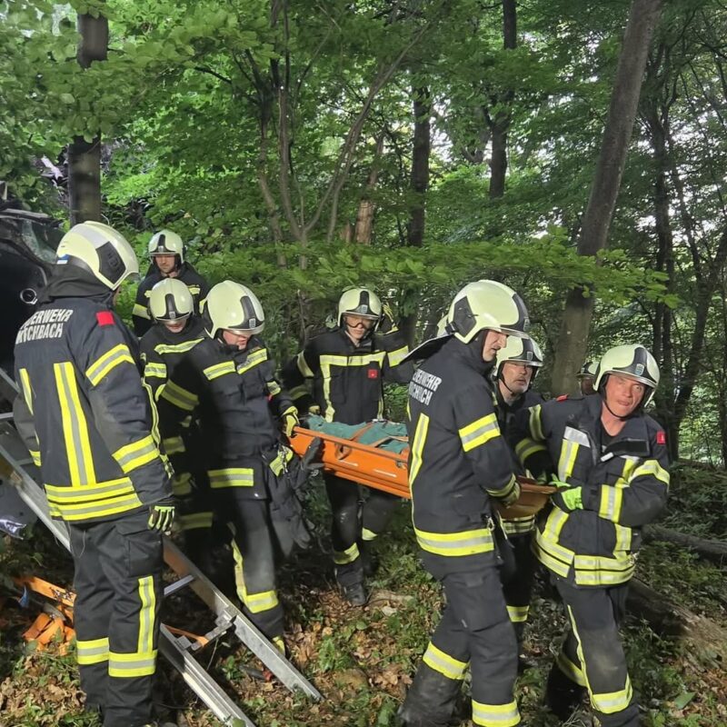 Übung mit zwei verletzten Personen