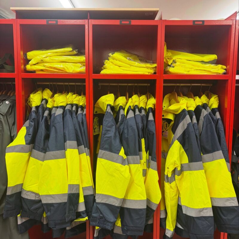 Neue Unwetteruniformen für unsere Einsatzmannschaft